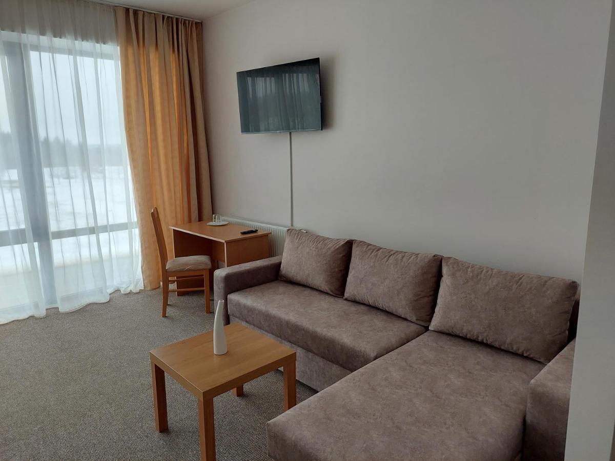 Hotel Angelas Utena Kültér fotó