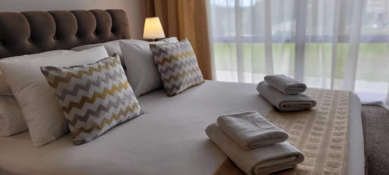 Hotel Angelas Utena Kültér fotó